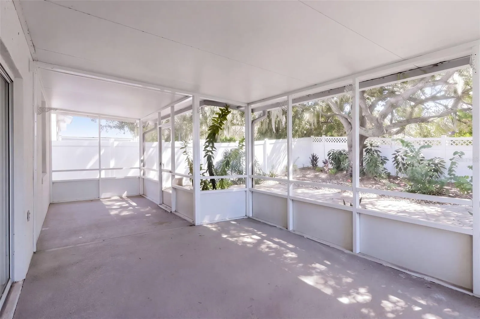 Screened Patio