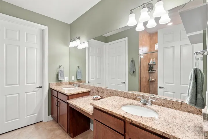 En-Suite Bath