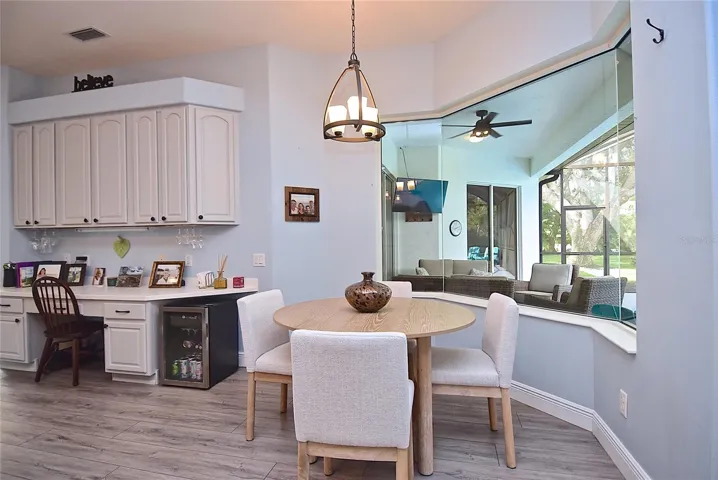 Breakfast nook
