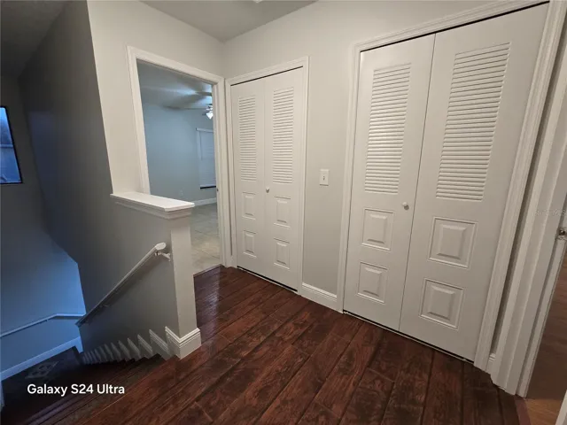 2nd floor Hallway &amp; 2 losets