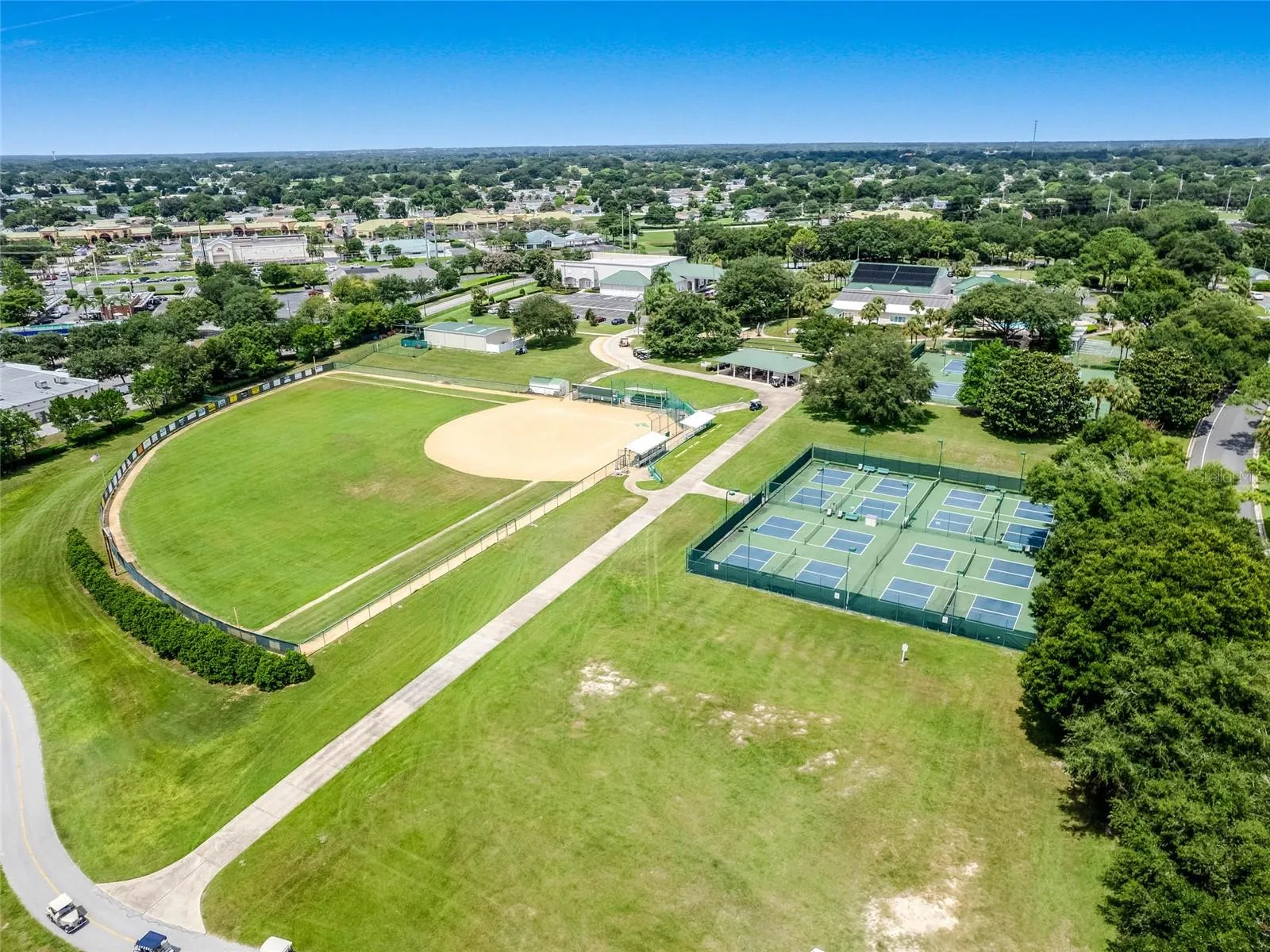 Softball, Pickleball