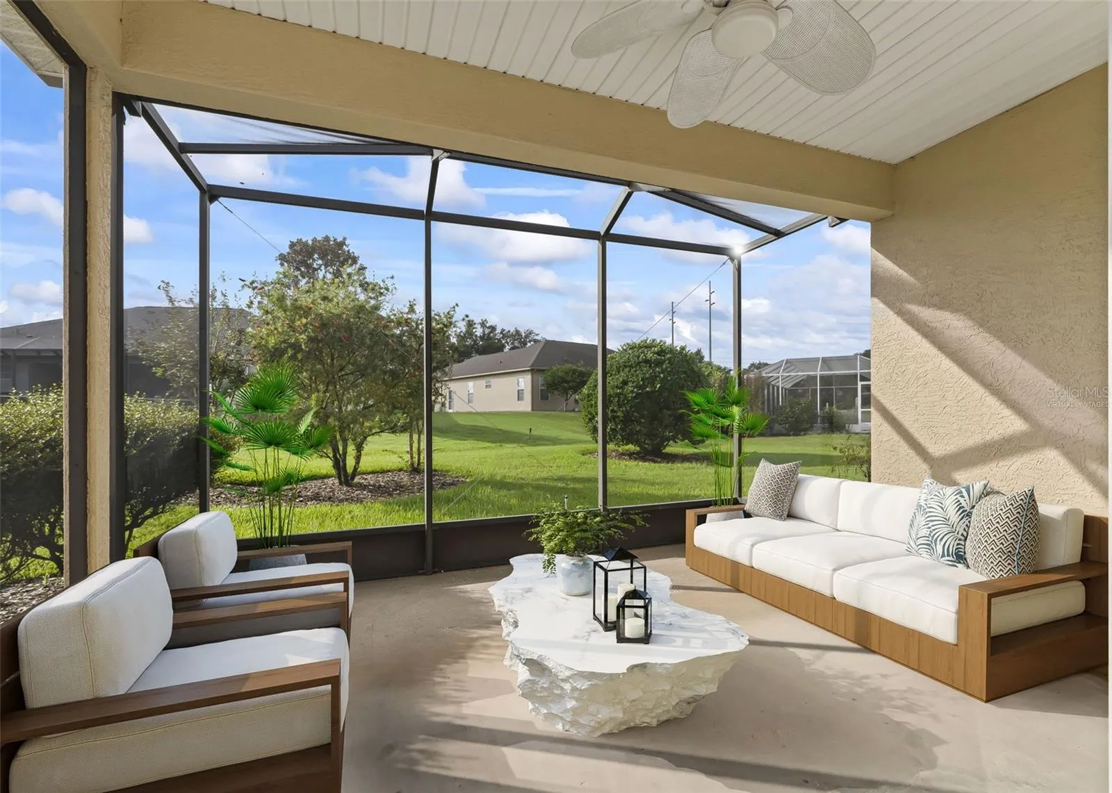 Virtually staged lanai