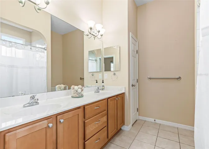 Primary bath