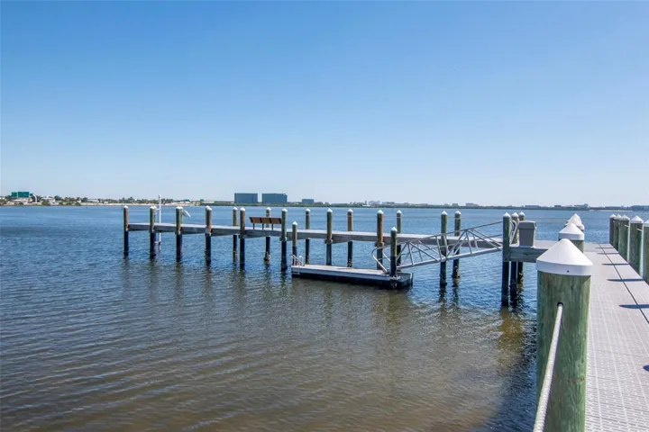 Dock