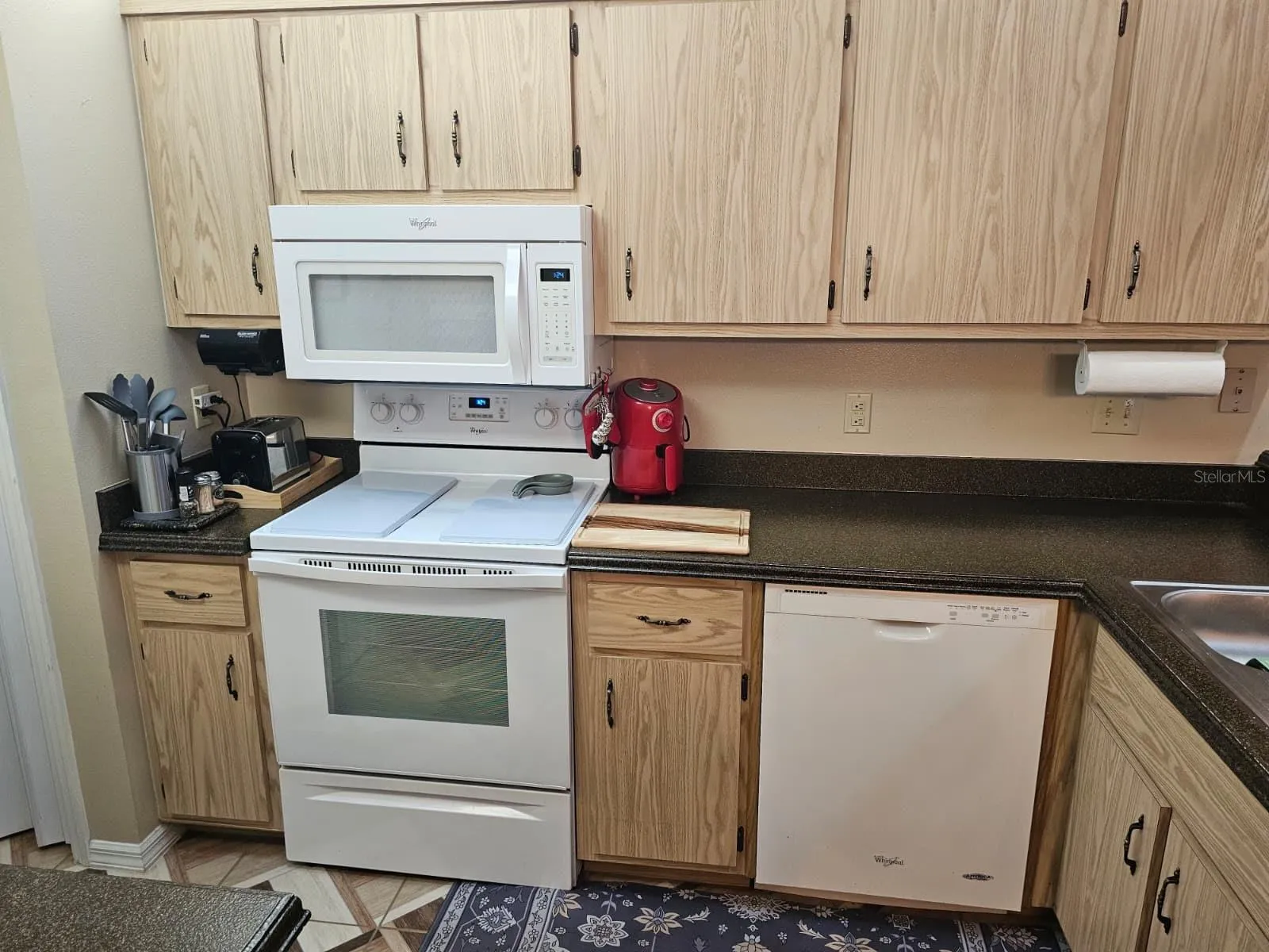 Kitchen stove and space saver microwave