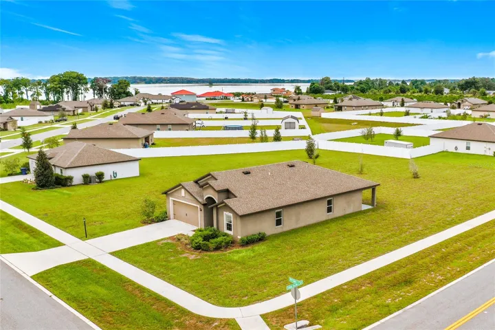 Huge Corner Home Site with Lake Harris just around the corner