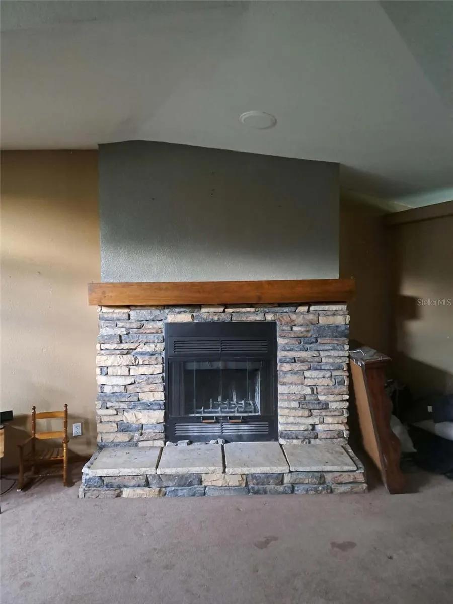 Living room coming in from front door