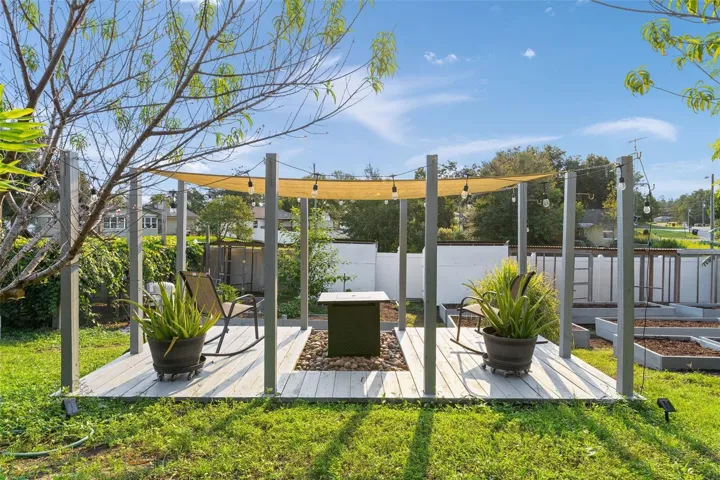 FOCAL POINT OF BACKYARD!