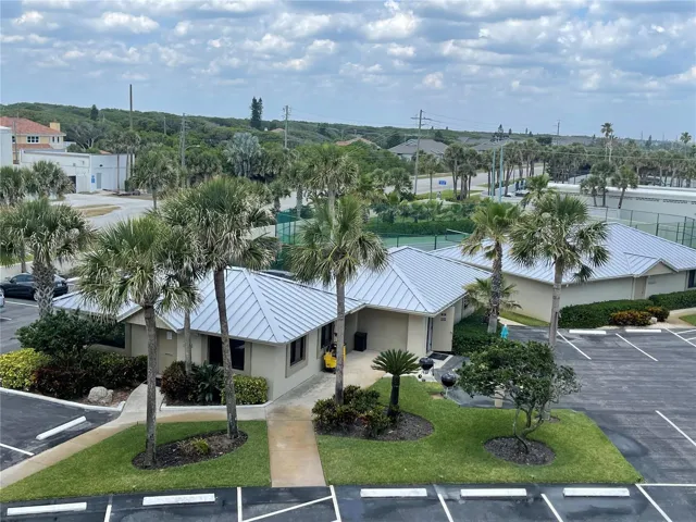 Office and Clubhouse