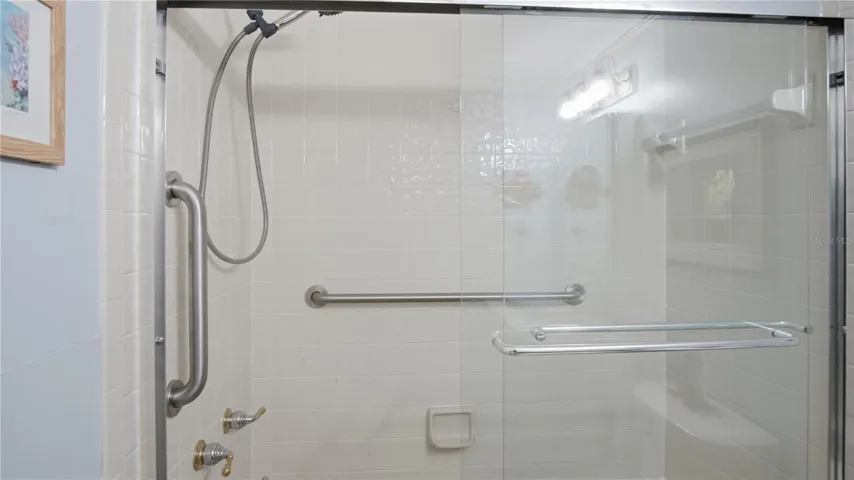 Bathroom shower