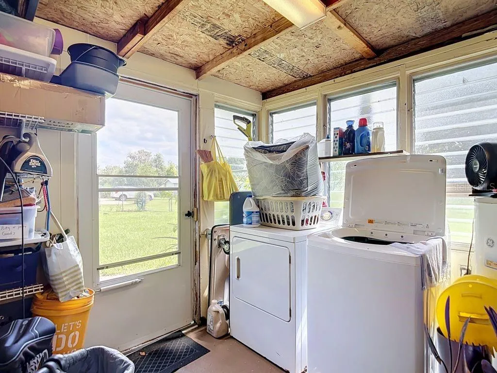 Main House porch/laundry