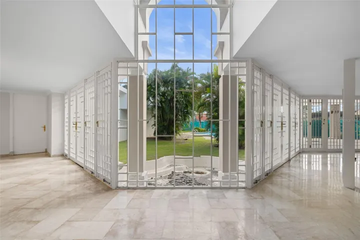 Vista Entrada/Foyer