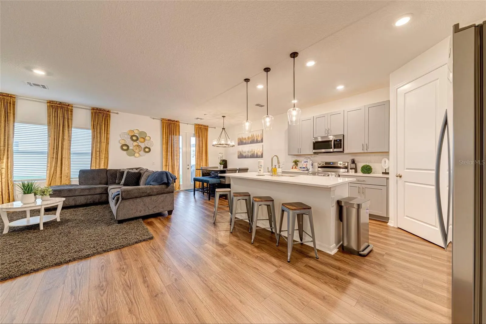 4. Open-Concept Kitchen    Bright open-concept kitchen connecting seamlessly with the main living areas.
