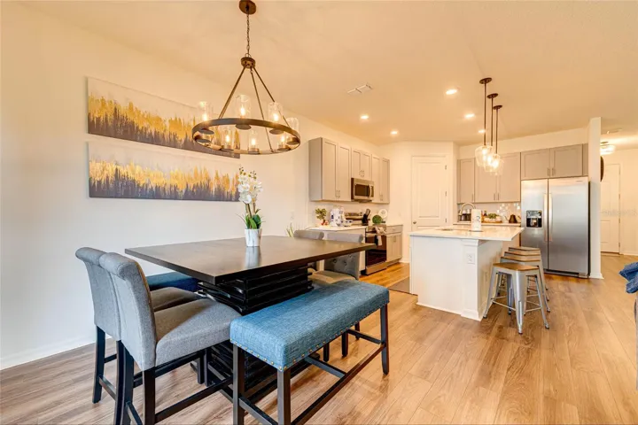 6. Dining Area    Stylish dining area conveniently located next to the kitchen and main living space.
