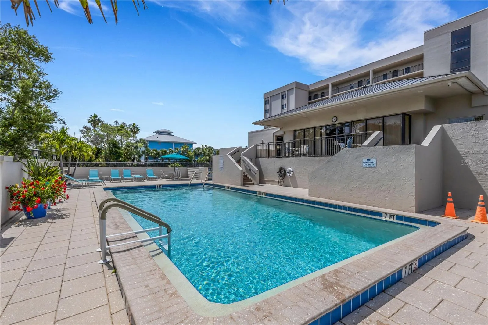 Community pool