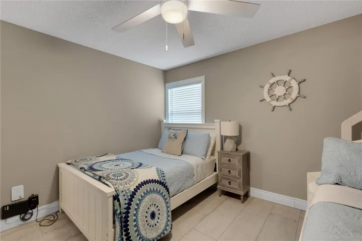 Second bedroom sleeps 5