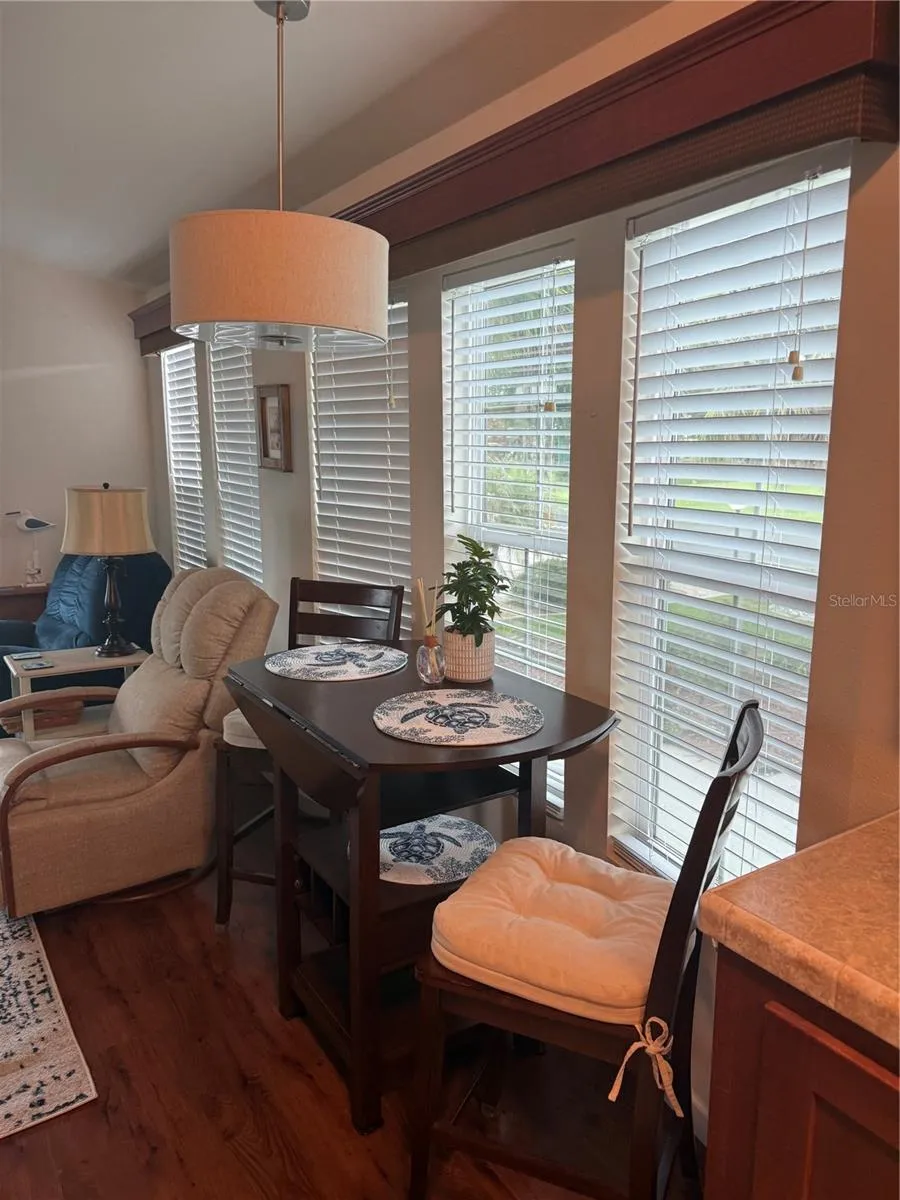 Dinning table