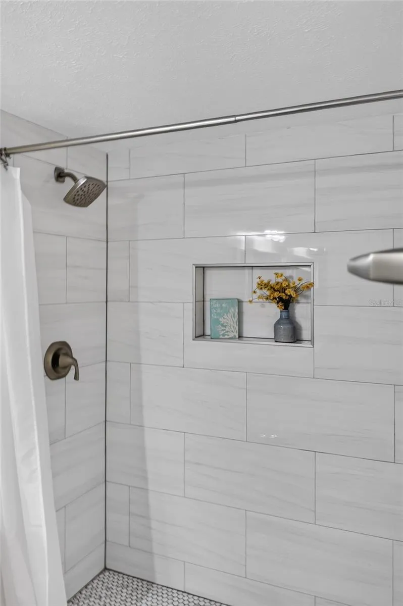 2nd bathroom shower