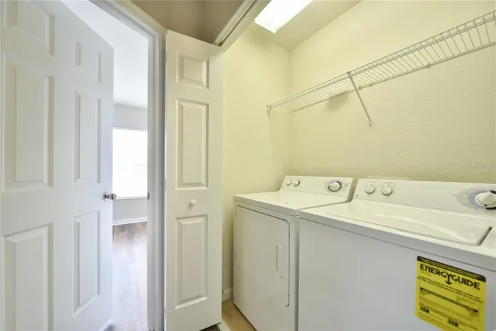 laundry on 2nd floor