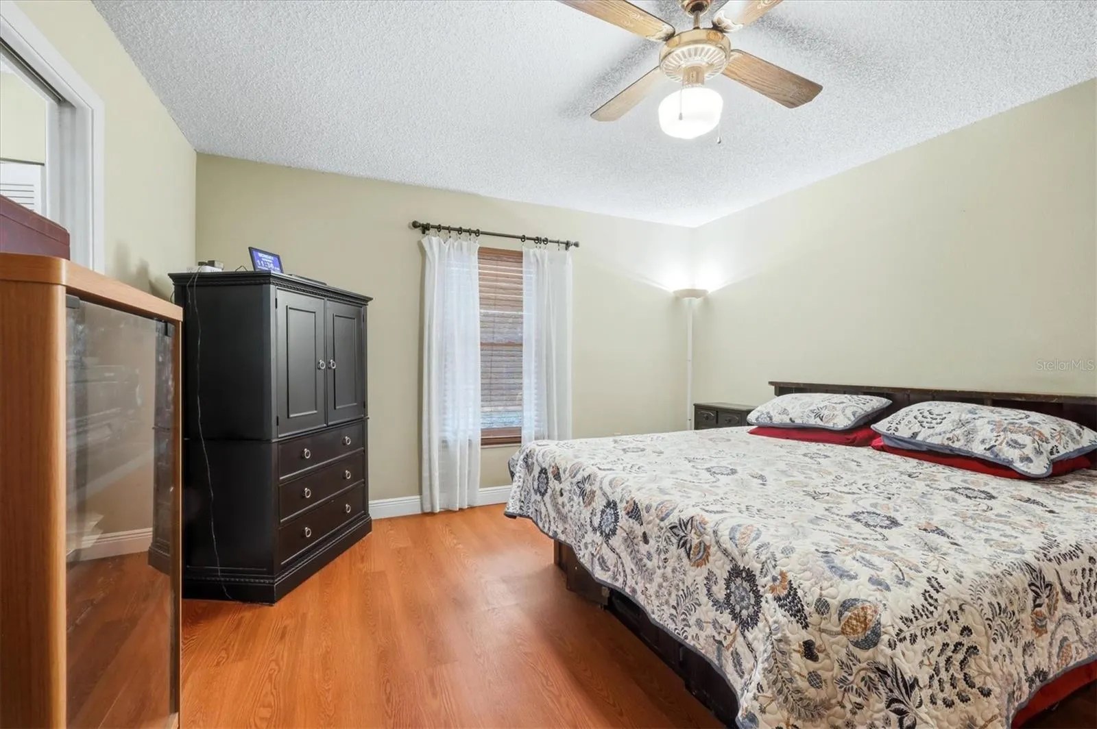Primary Suite with Walk-in Closet