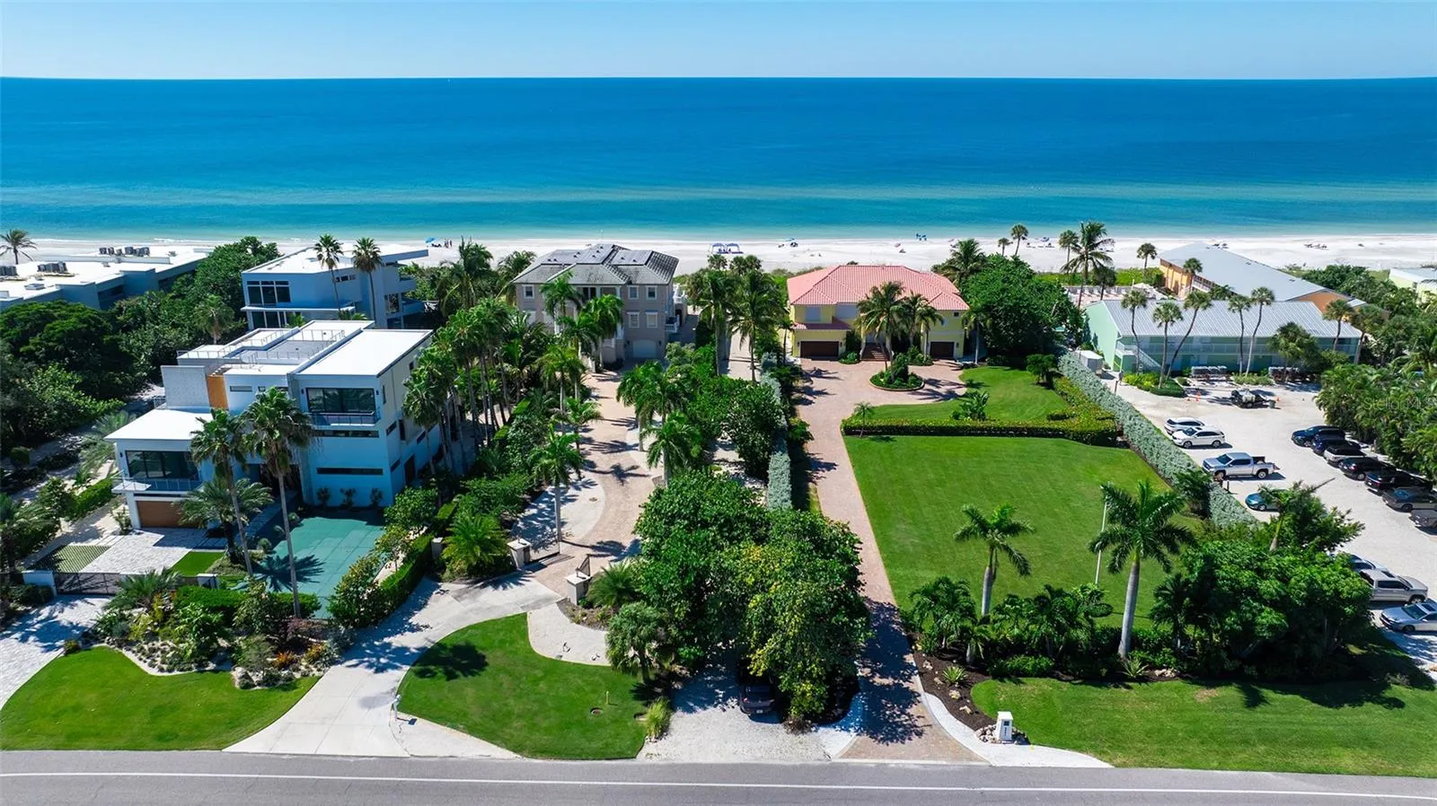 Spanish Main deeded beach access - pathway to the beach from Gulf of Mexico Drive.