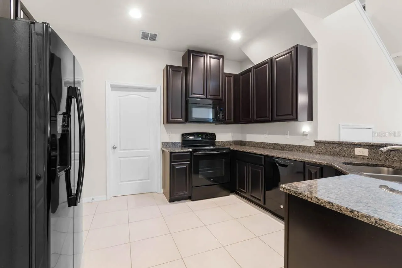 Kitchen with Granite Counter tops