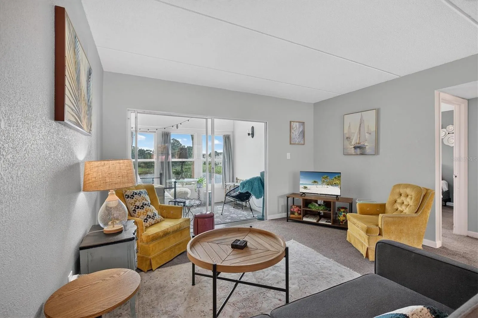 Great natural light from enclosed Florida Room.