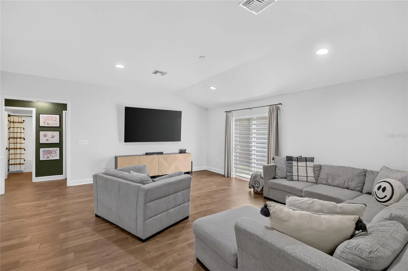 Plenty of room to entertain.