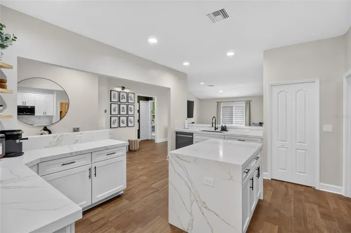 Love the high ceilings