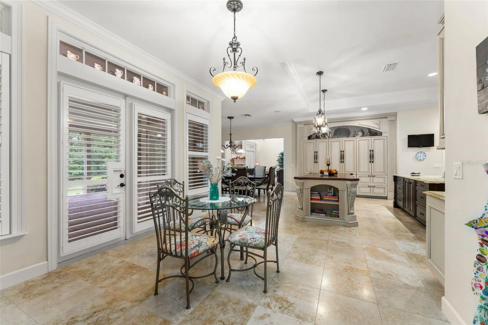 small breakfast table space off of the kitchen