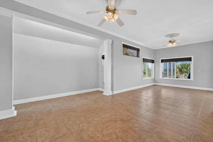 Flexible Living and Sitting Area