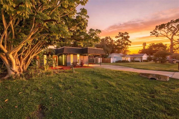 Beautiful Sunset Views to Enjoy at Home