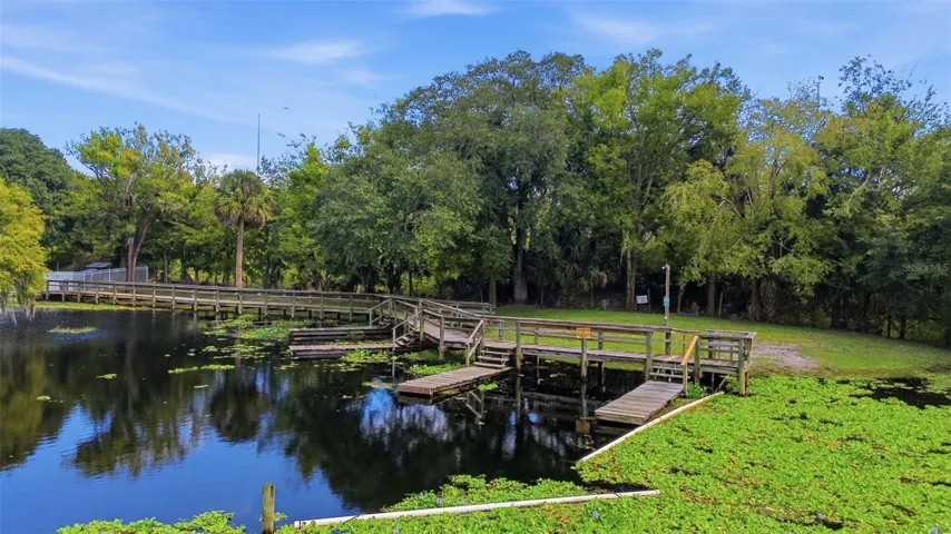 DOCK