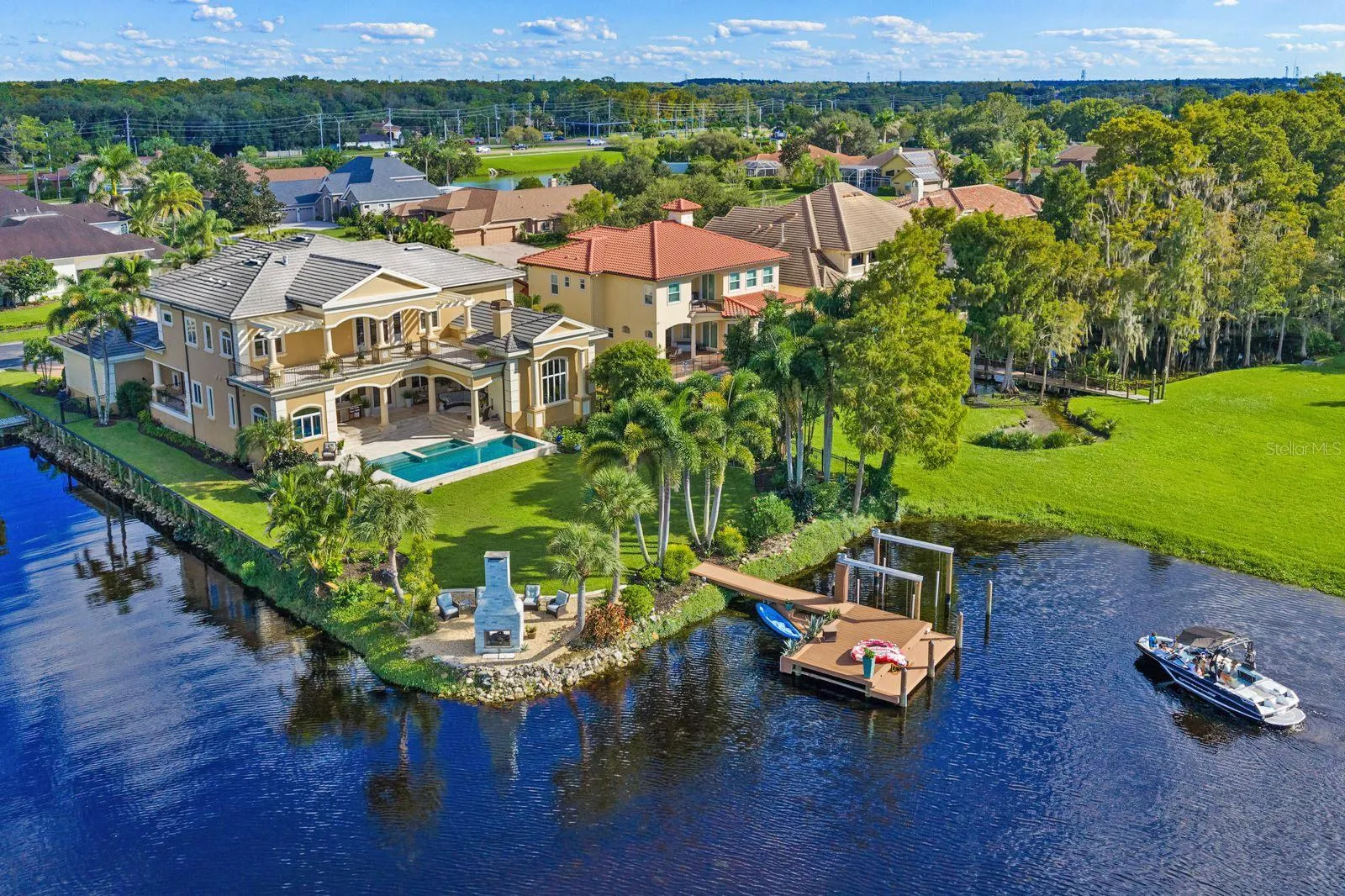 Exclusive Gated Community of Eagles’ Cove!