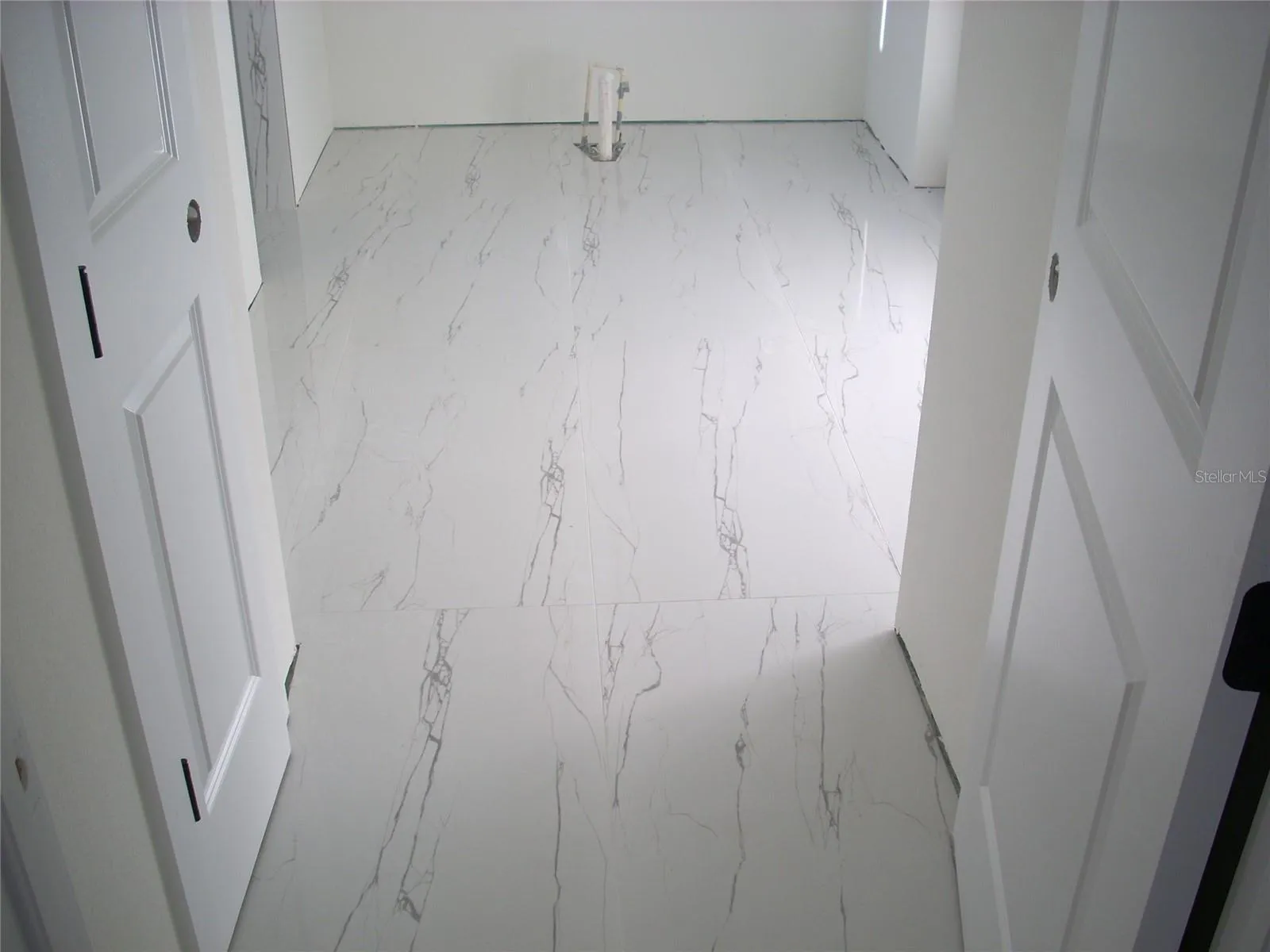 soon to be soaking tub ares in master bath