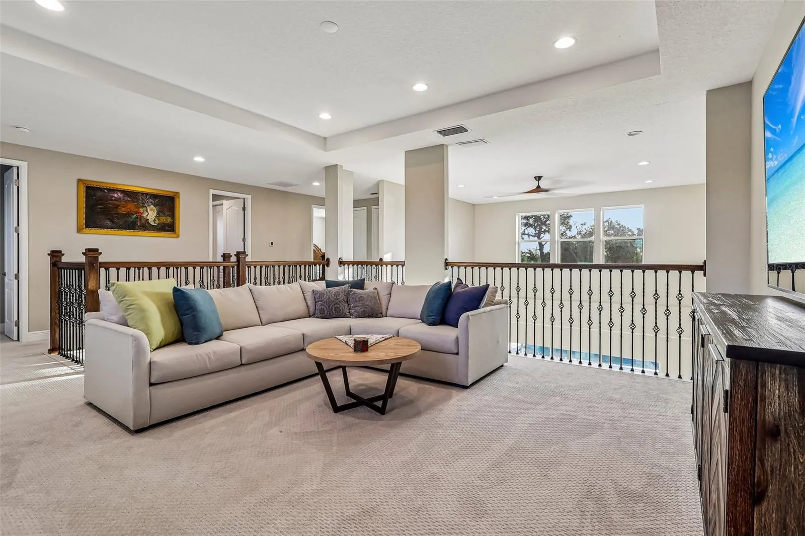 Bonus/Loft.