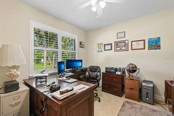 Office/Flex Room