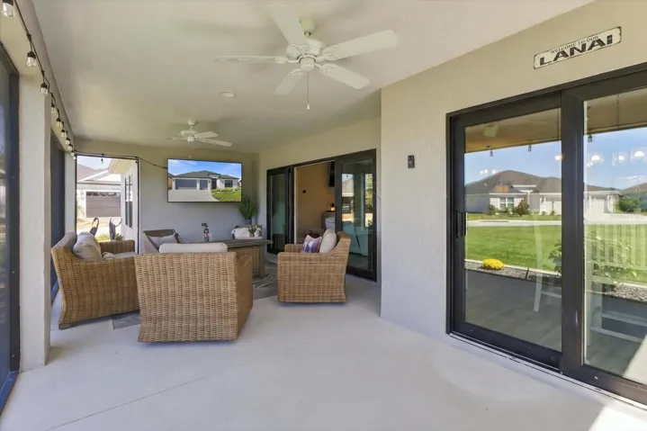 extended lanai