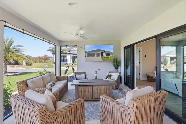 extended lanai