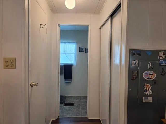 2 closets in Primary bedroom