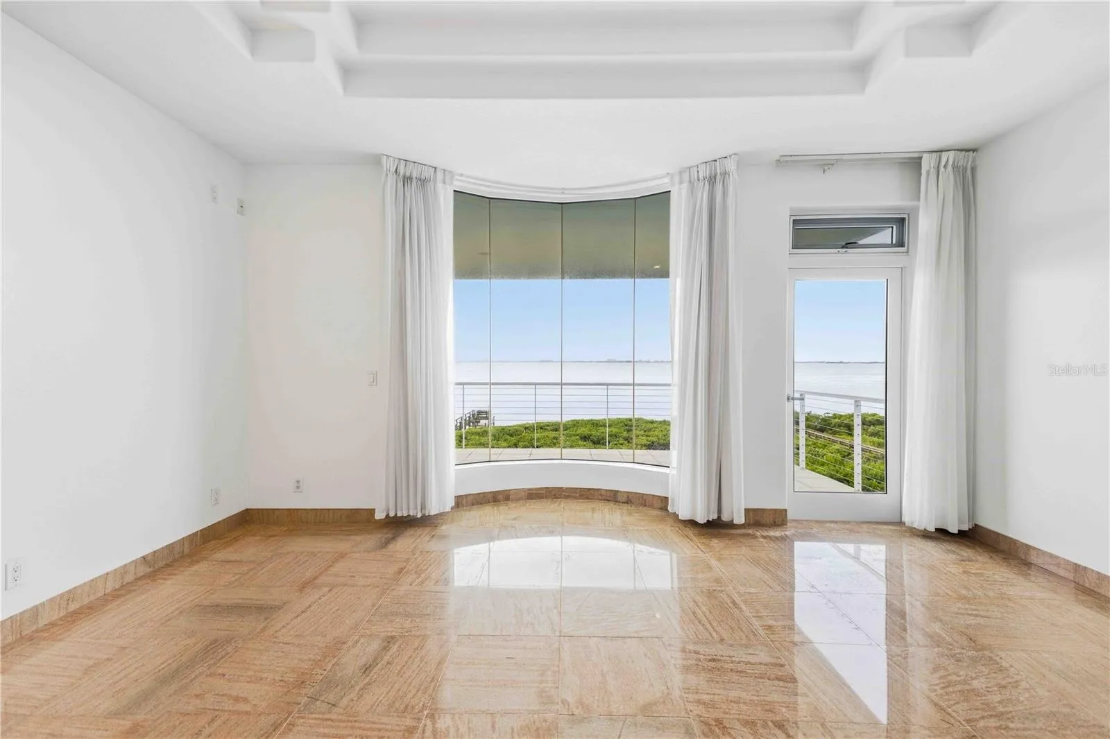 Primary views and access to balcony