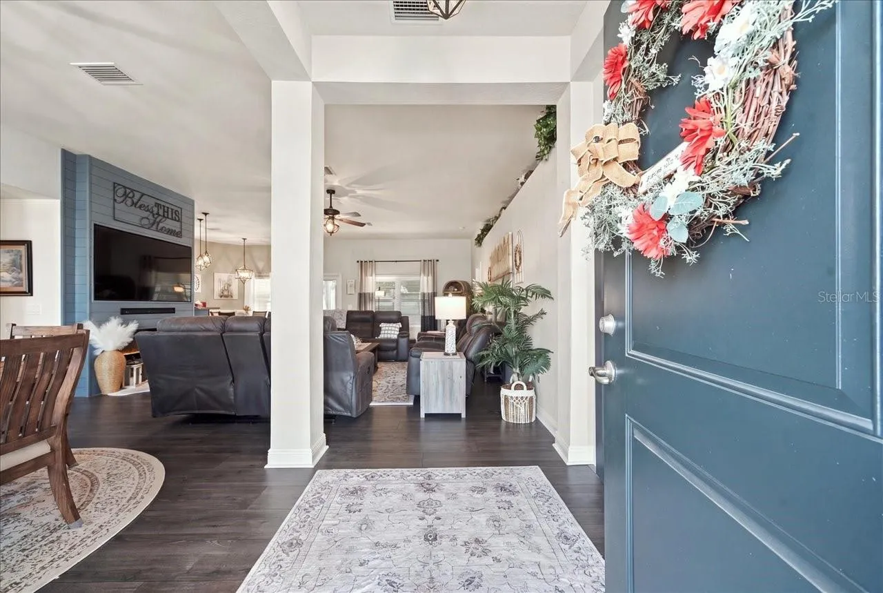Front door entry way