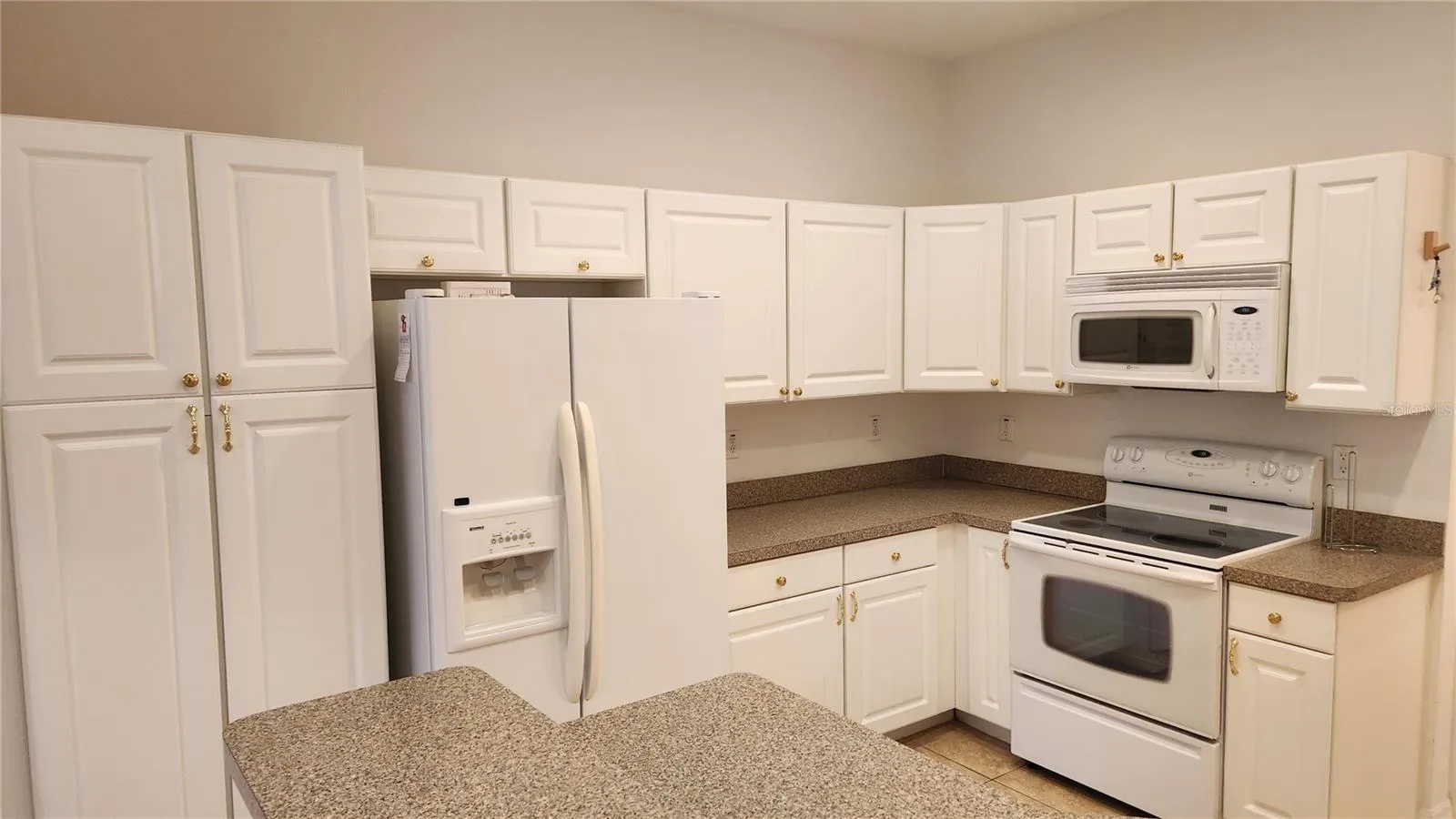 Spacious kitchen.