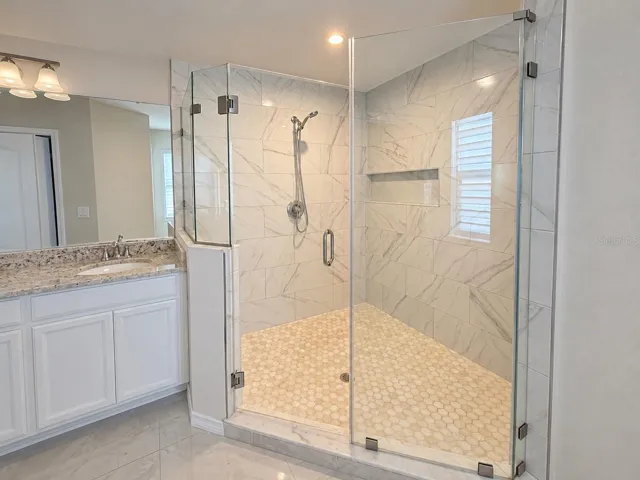 Owner's Bath