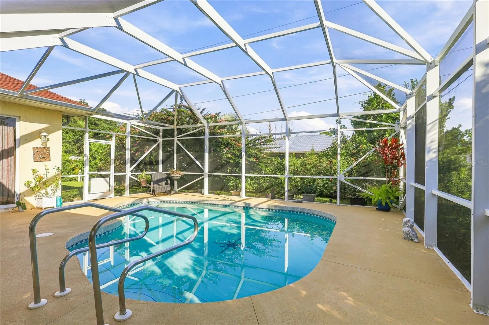 Pool home