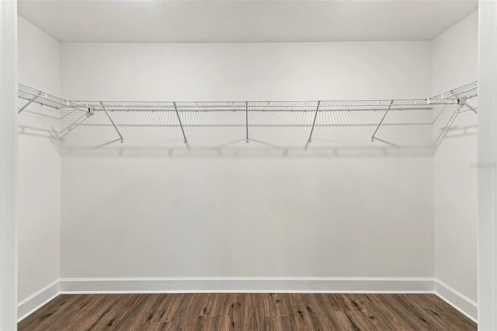 Walk-in closet