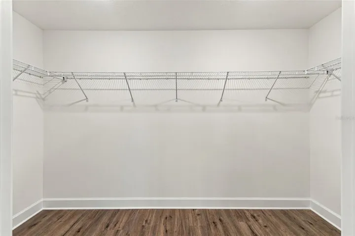 Walk-in closet