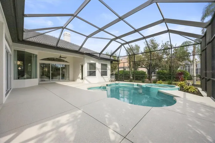 Pool and Spa, Covered Lanai