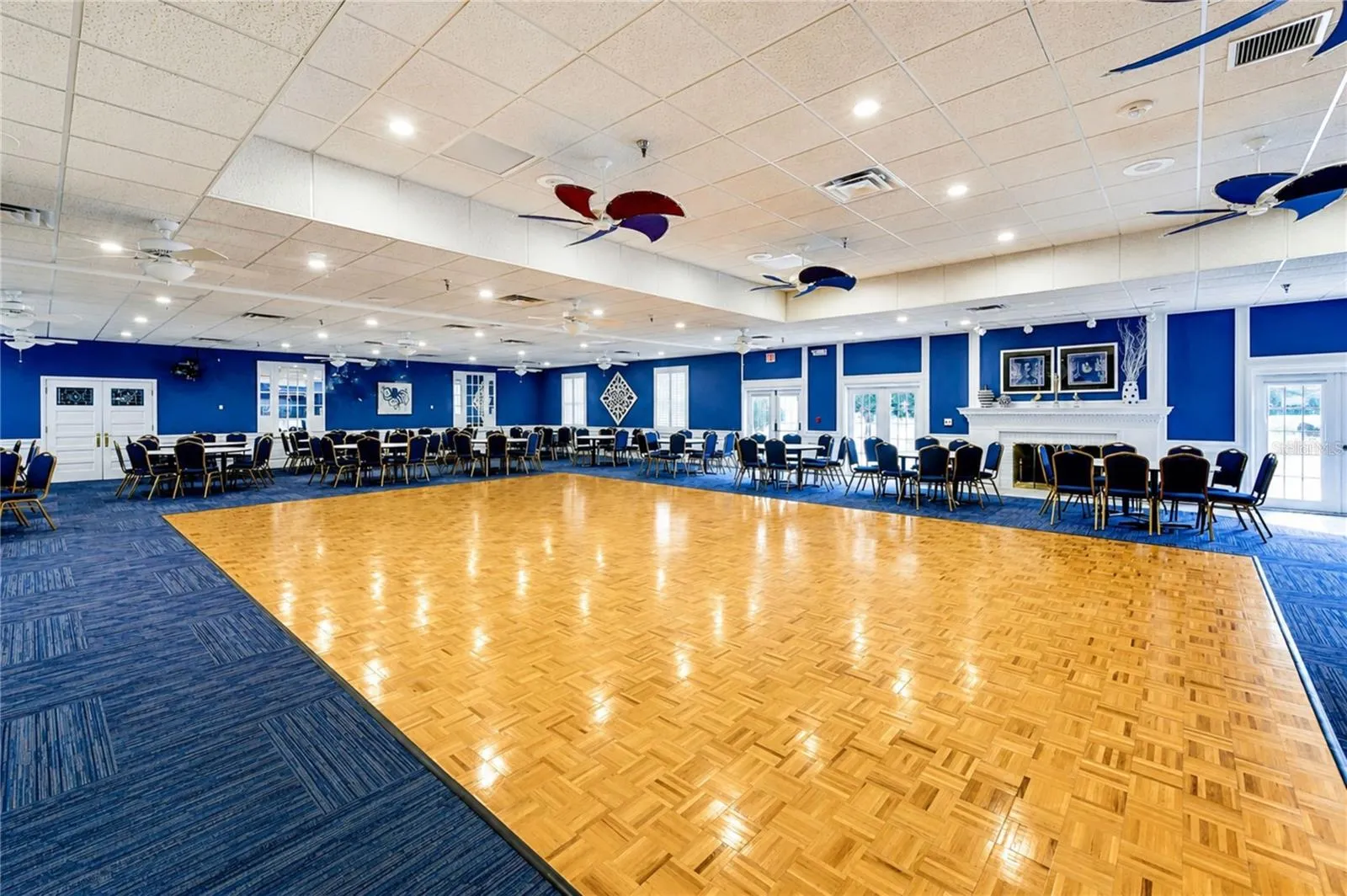 Mt Vernon clubhouse banquet room