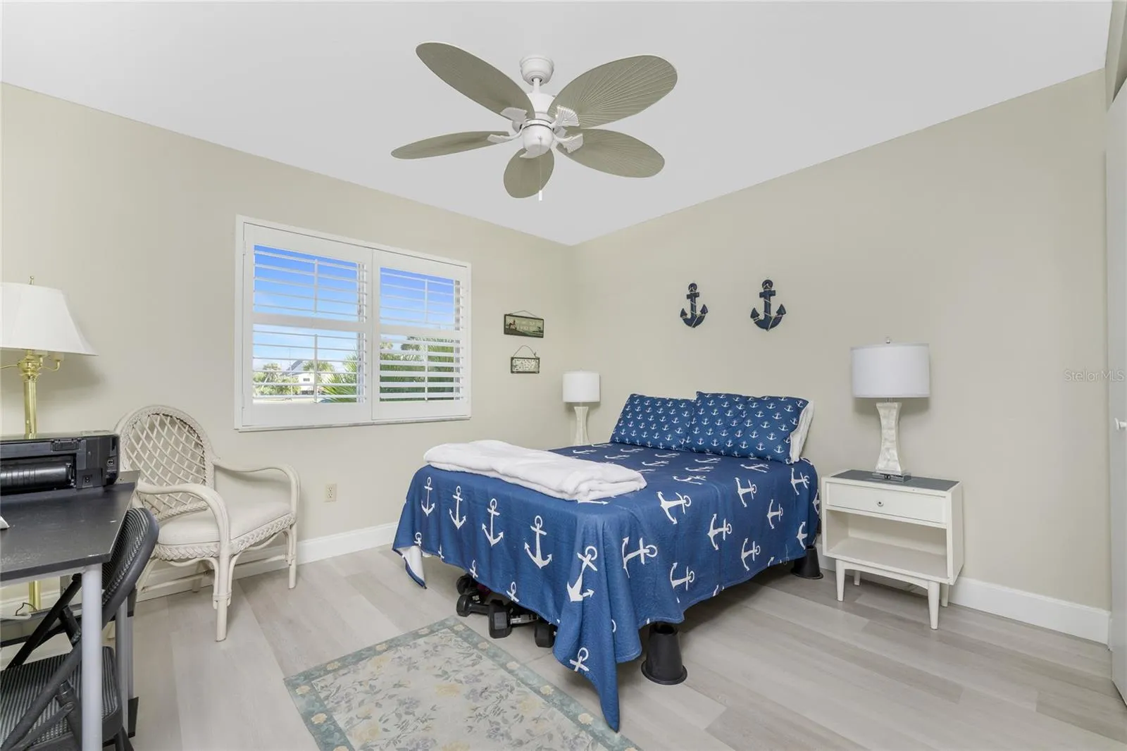 Guest bedroom